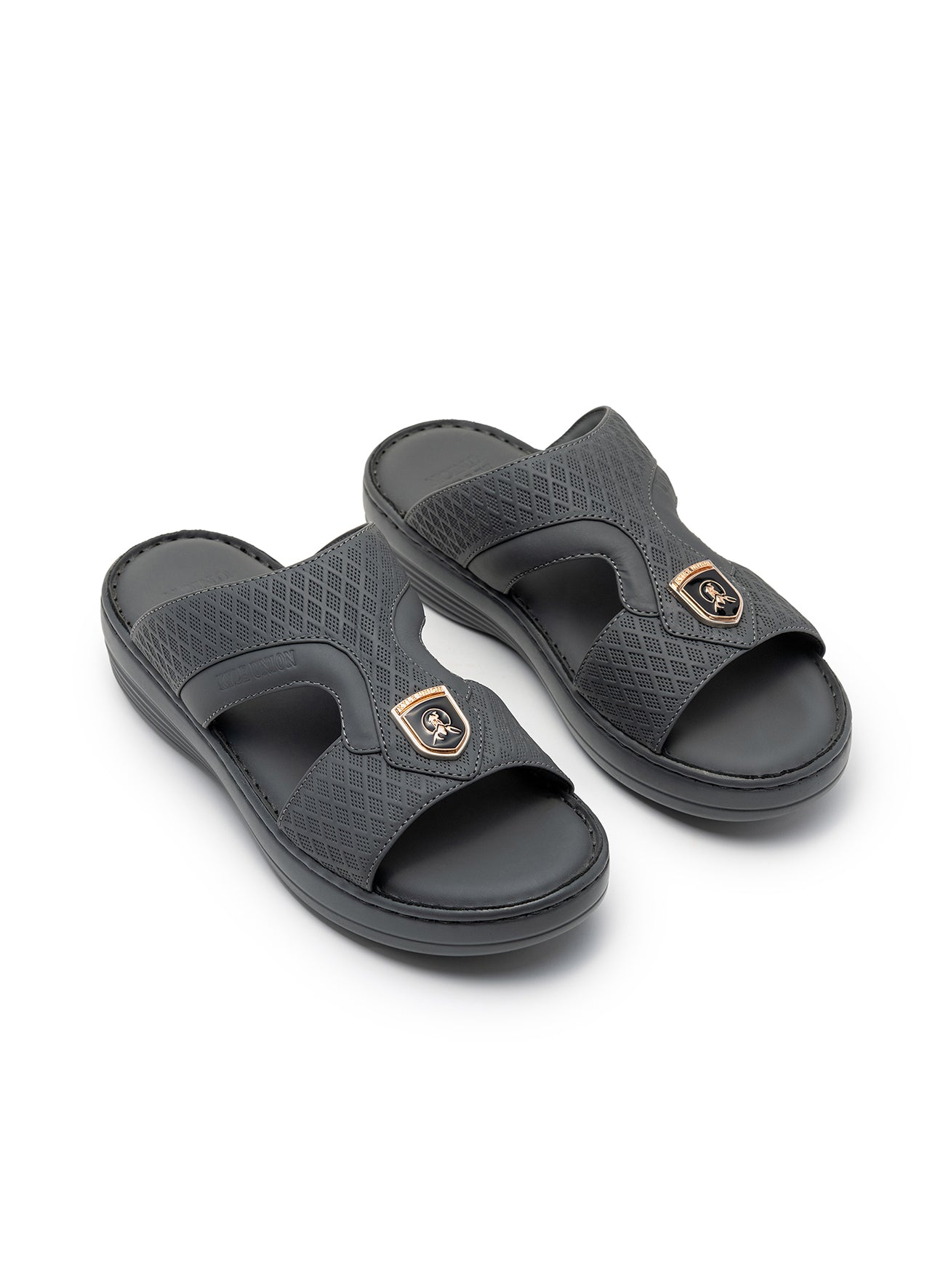  السيّارة فائقة السرعة